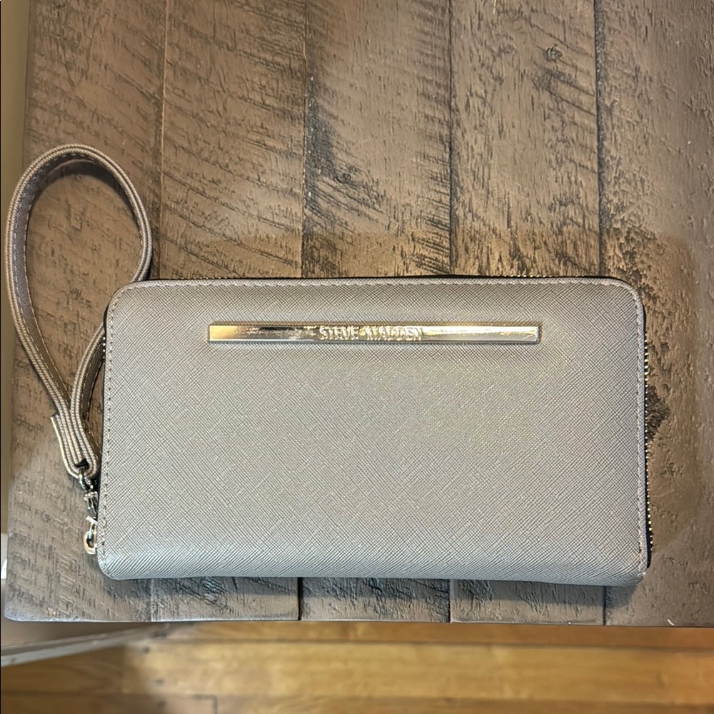 Steve Madden Grey and black Wristlet Wallet
